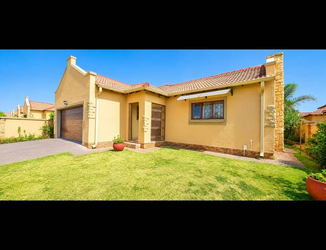 3 BEDROOM HOUSE FOR SALE IN HUGHES